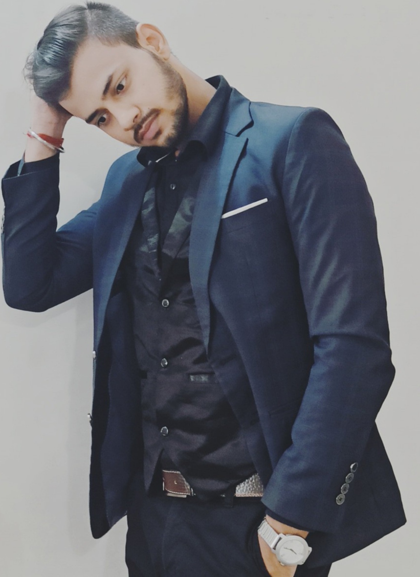 a picture of yash smiling